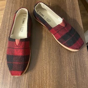 New TOMS slip ons